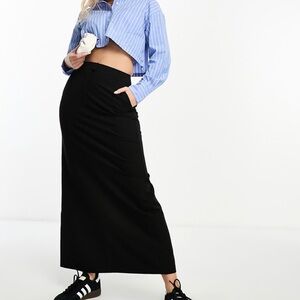 ASOS DESIGN column maxi skirt with split in black NWOT